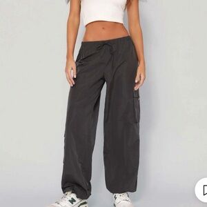 Tiger mist parachute pants in grey